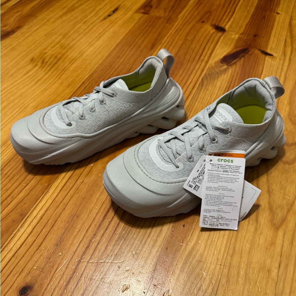 CROCS Light Gray Platform Athletic Lace-Up Sneakers - Picture 3 of 10